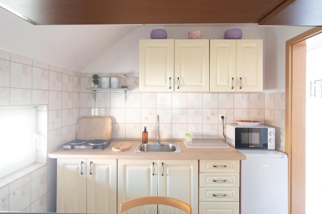 Apartment Bright&cozy Flat+balcony Near Airport Free Parking