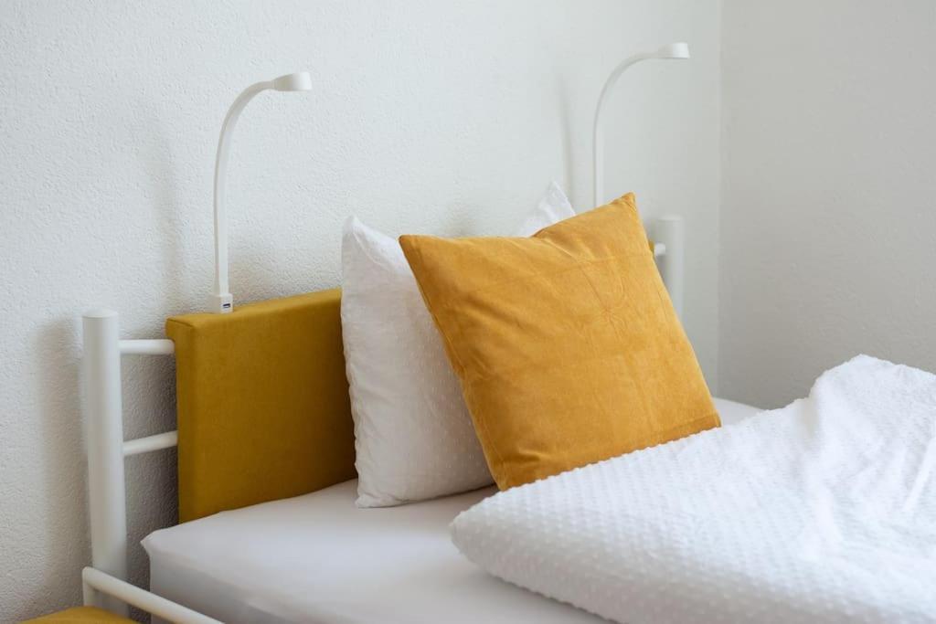 Apartment Bright&cozy Flat+balcony Near Airport Free Parking Sarajevo