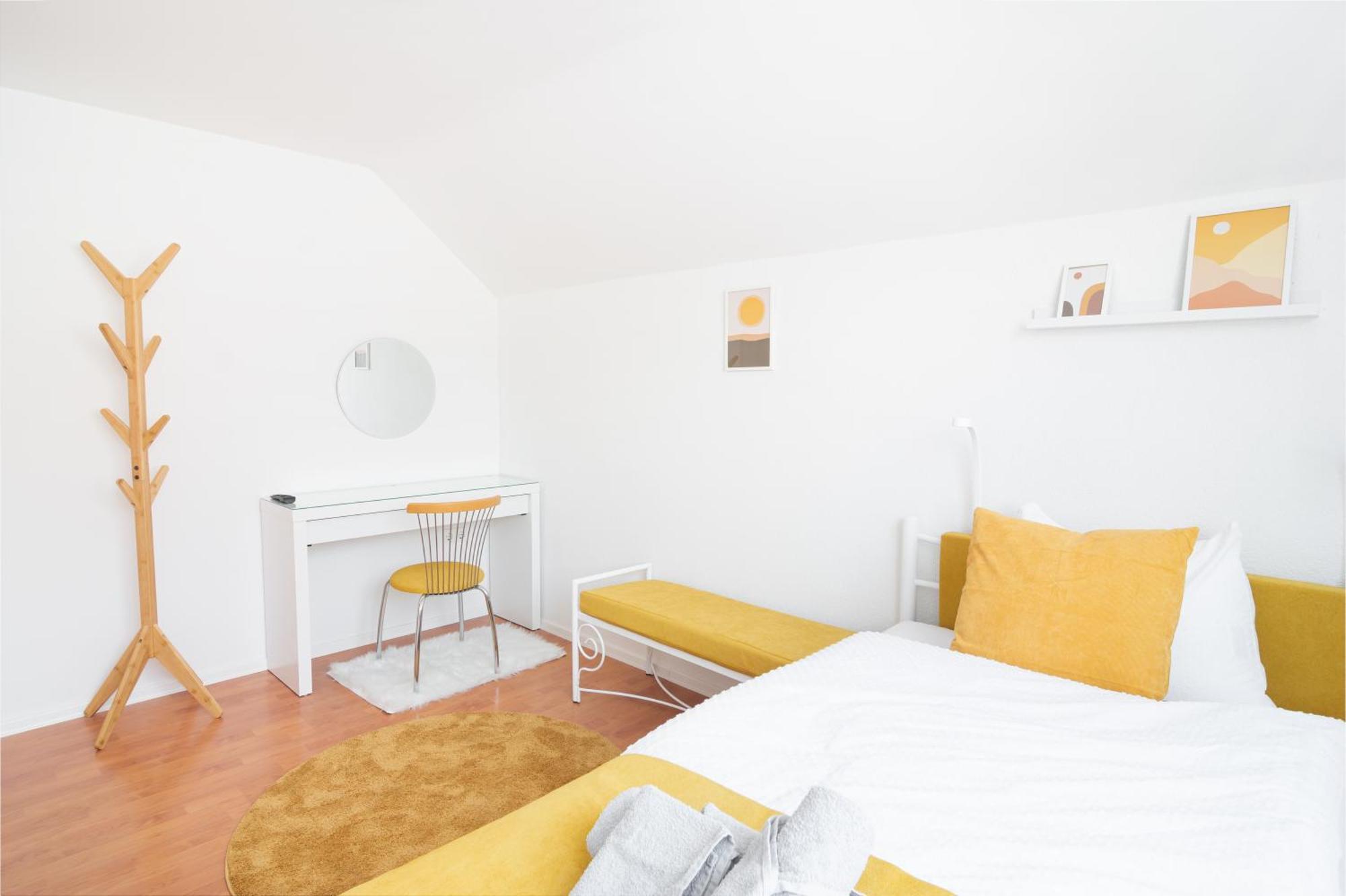 Apartment Bright&cozy Flat+balcony Near Airport Free Parking Sarajevo